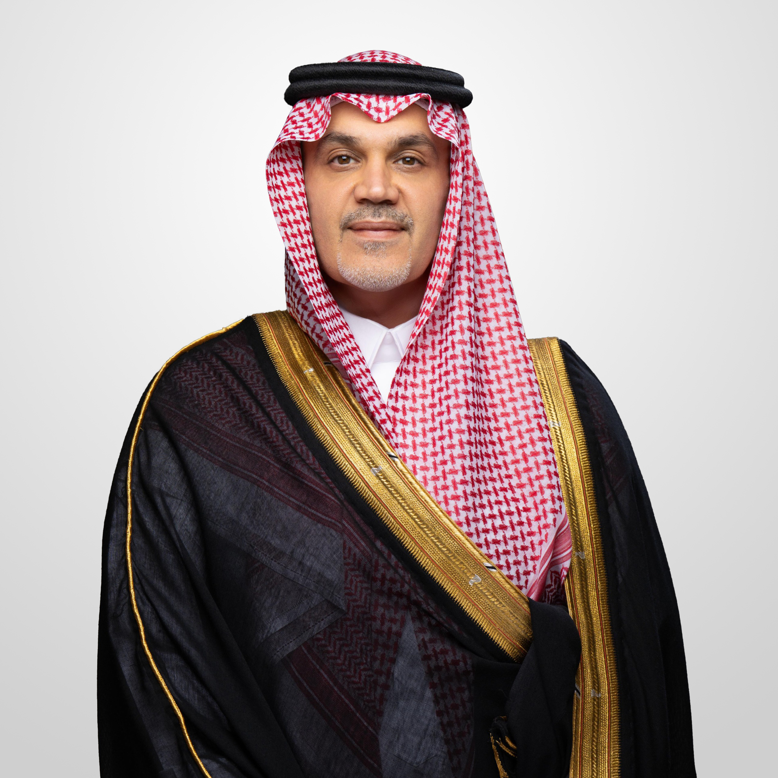 معالي الأستاذ فهد بن عبد الجليل آل سيف