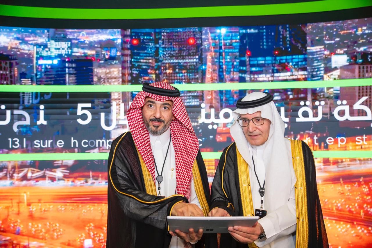 على هامش مؤتمر مؤتمر 