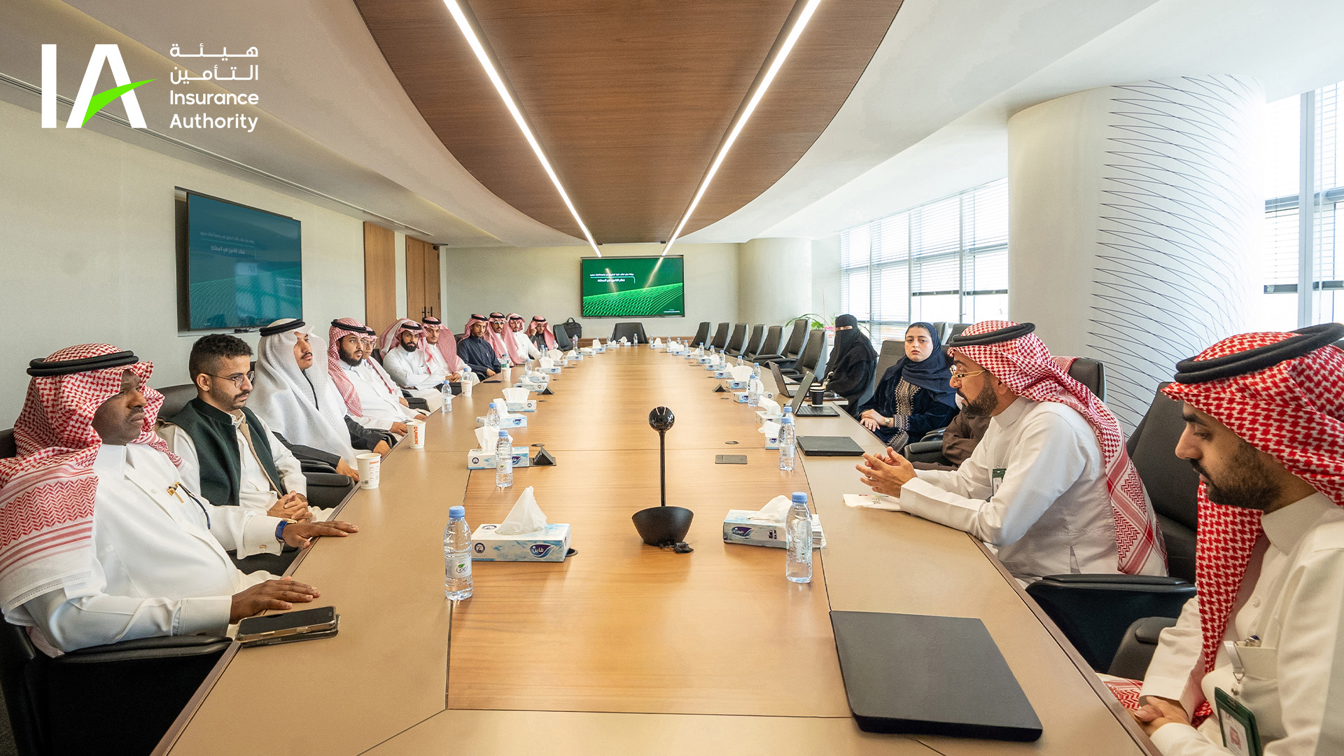 ضمن جهودها لتمكين الكفاءات الوطنية هيئة التأمين تستضيف وفداً من طلبة جامعة الملك سعود